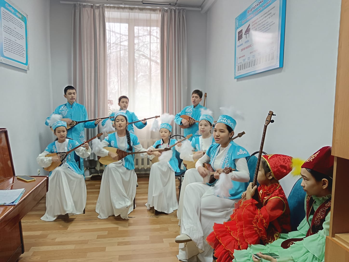 Қазақстан Республикасының Тәуелсіздік күніне орай, "Тәуелсіздік - баға жетпес байлығым" атты үйірмелер арасында концерт  ұйымдастырылды.