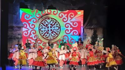 Оқушылар үйінде үлгілі хореография студиясы "Экзерсис" үйірмесі есеп беру концертін ұйымдастырды.