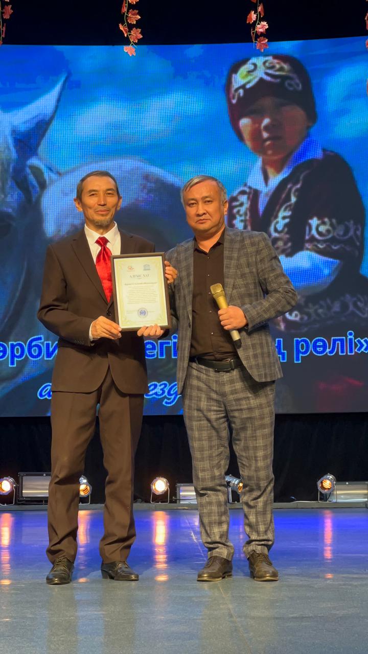 «Бала тәрбиесіндегі әкенің рөлі»  атты   аудандық кездесу ұйымдастырылды.